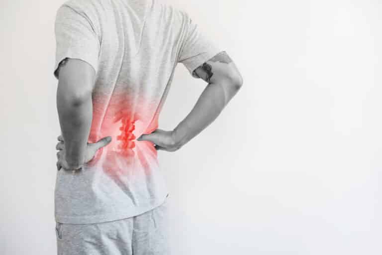 Terapia osteopatyczna jako sposób na uwolnienie się od bólu pleców