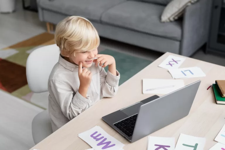 Dysleksja rozwojowa u dzieci – jak rozpoznać i skutecznie pomóc?